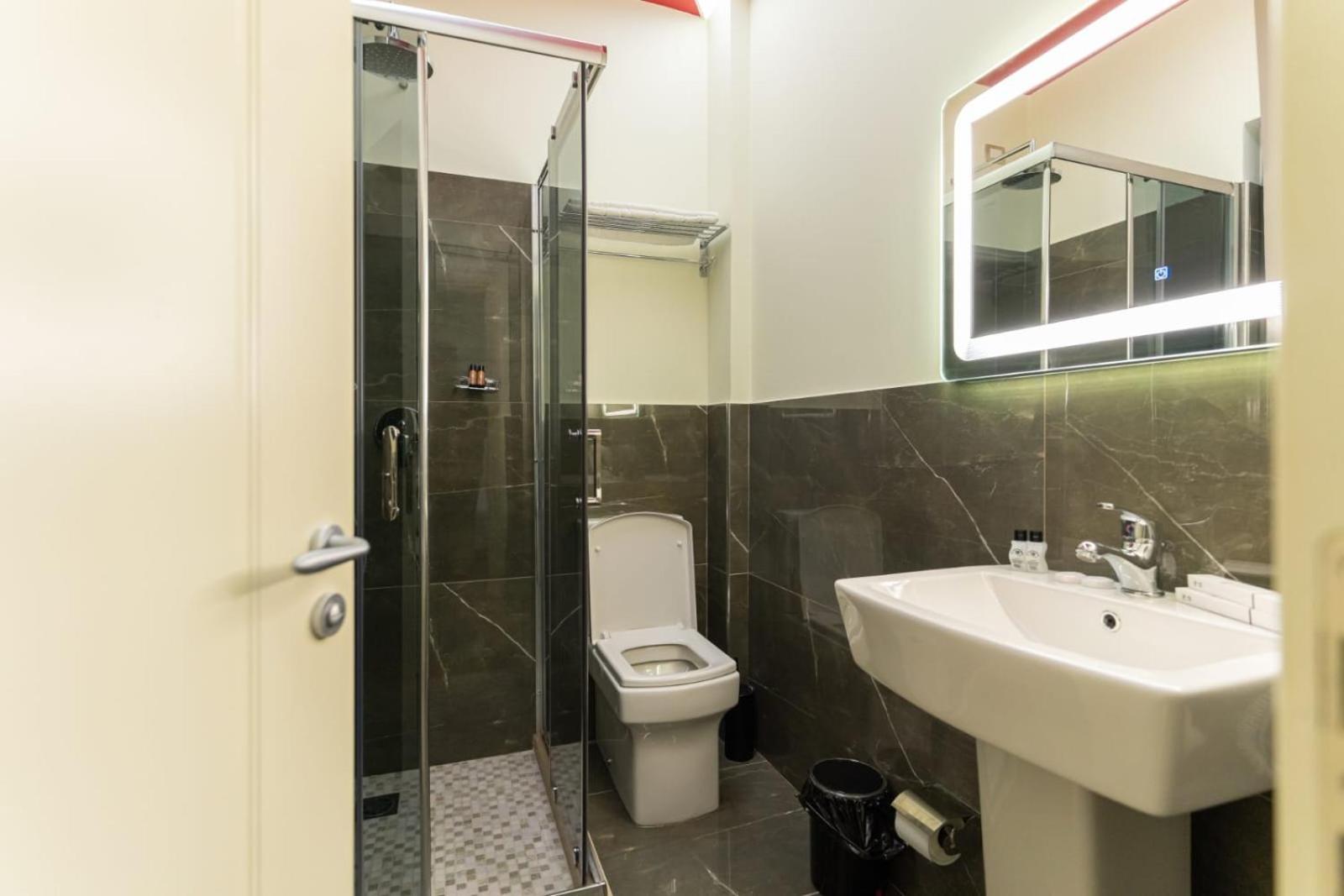 Alko Hotel Шкодер Экстерьер фото