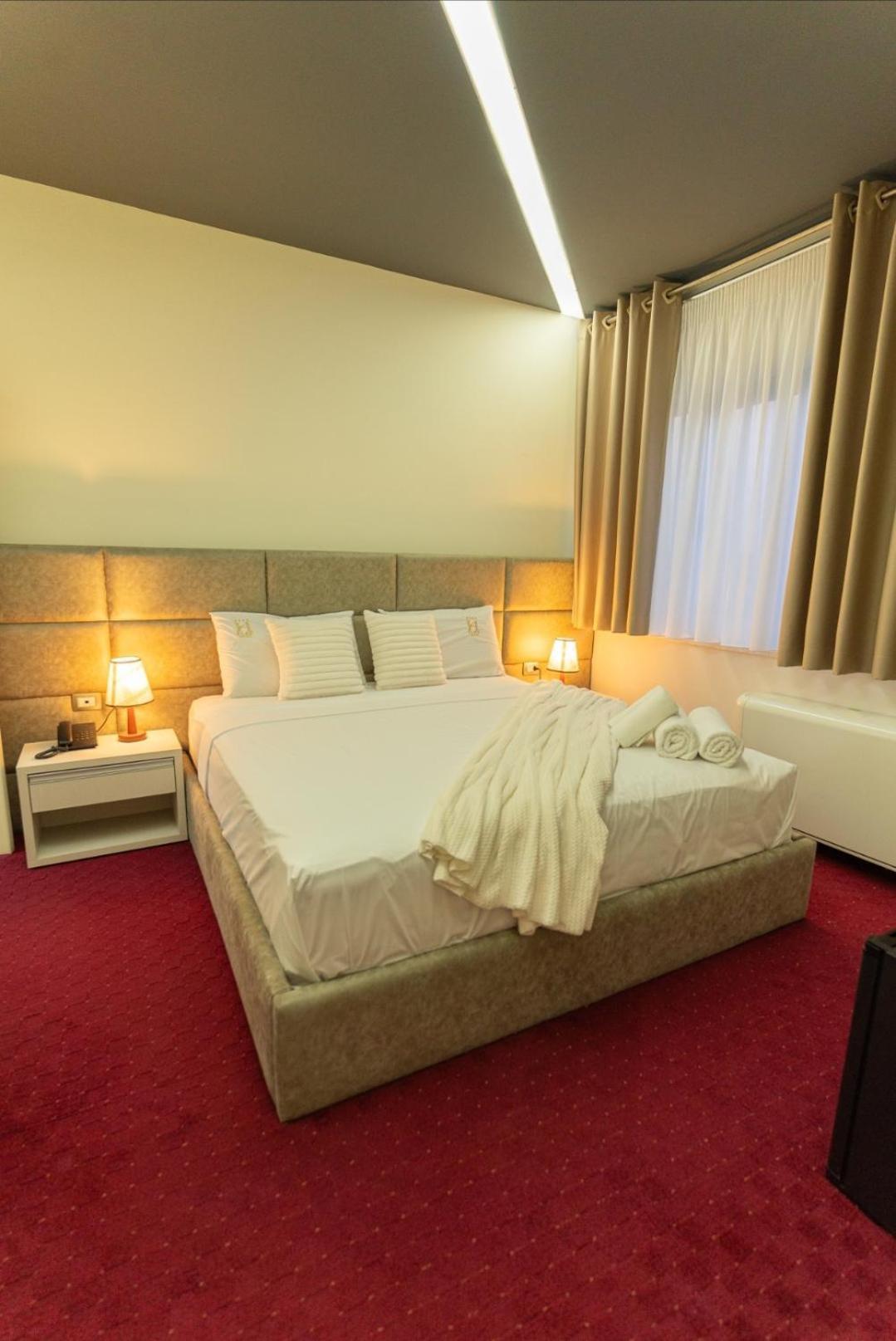Alko Hotel Шкодер Экстерьер фото