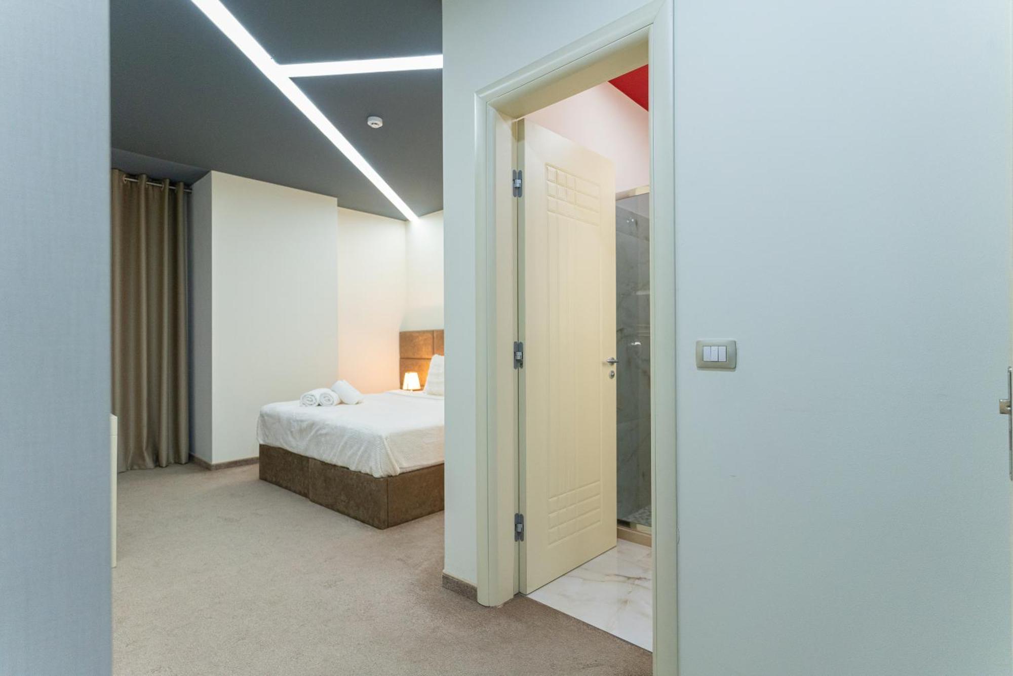 Alko Hotel Шкодер Экстерьер фото