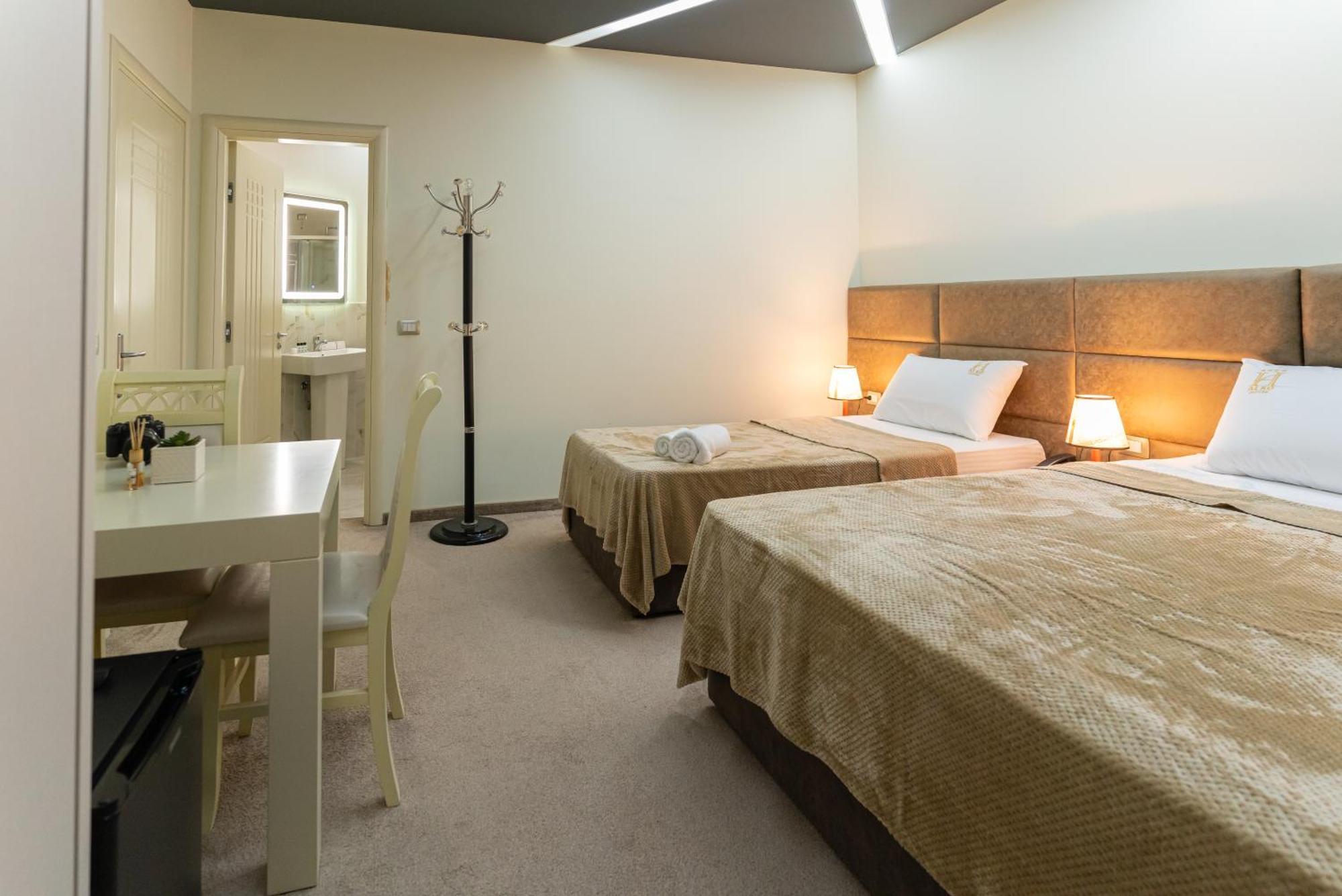 Alko Hotel Шкодер Экстерьер фото