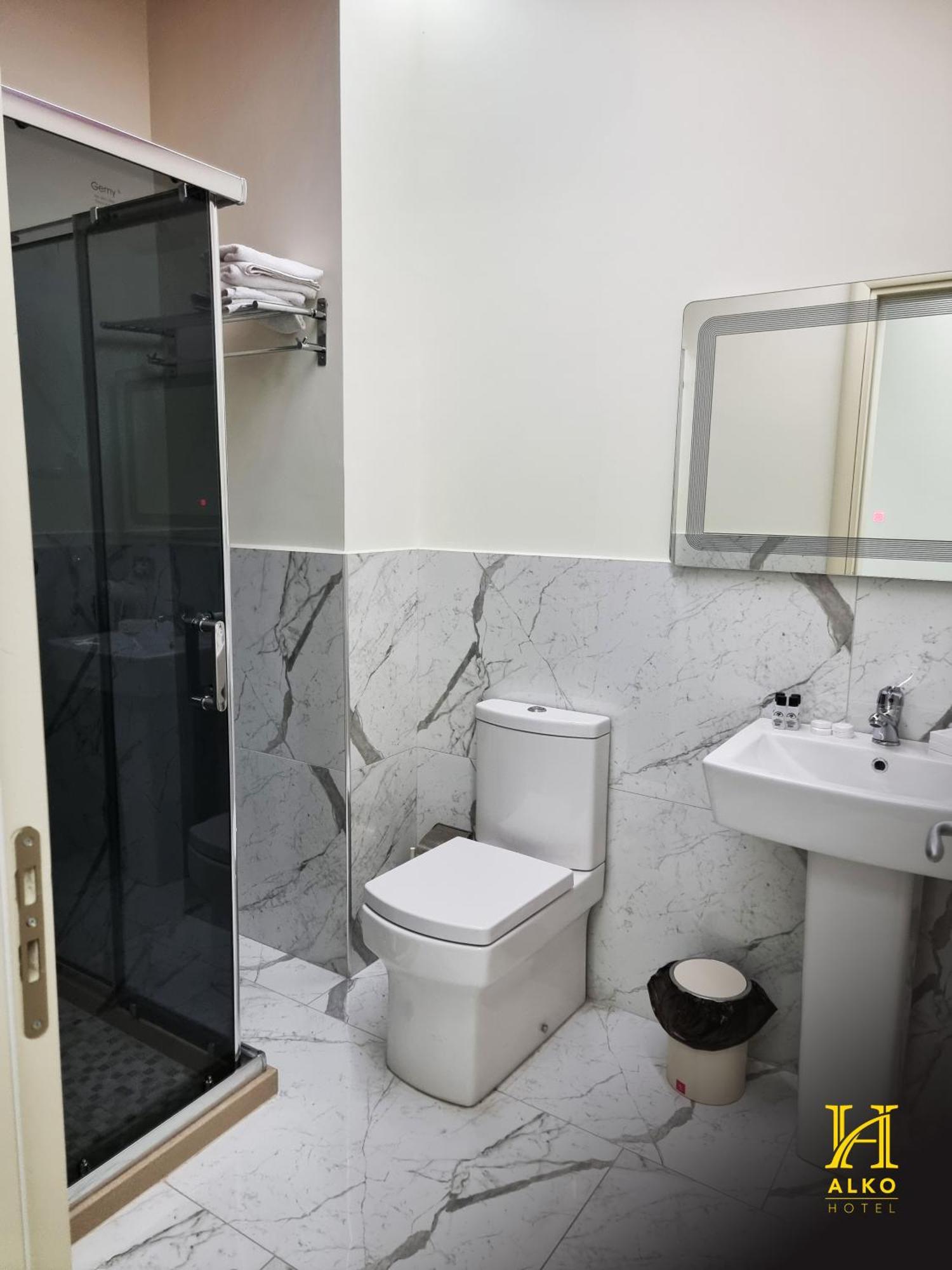 Alko Hotel Шкодер Экстерьер фото