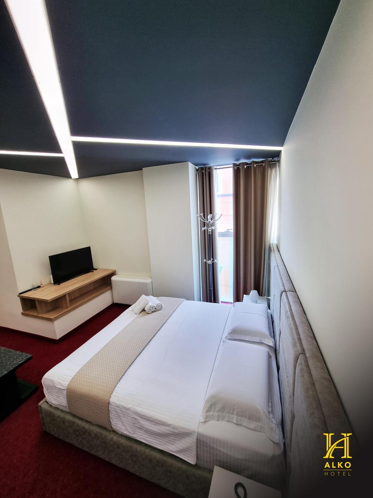 Alko Hotel Шкодер Экстерьер фото